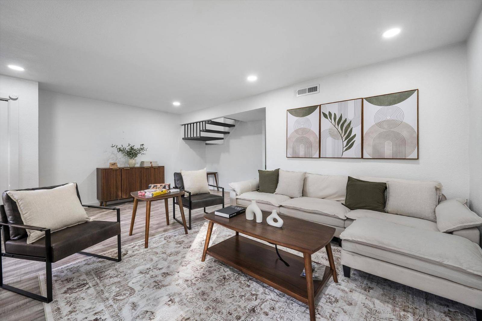 6413 Chimney Creek CIR #A1, Austin, TX 78723