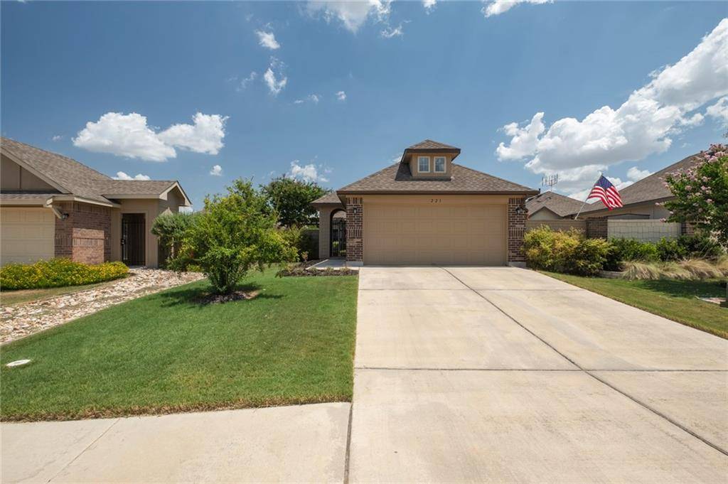 221 Rock Bluff LN, San Marcos, TX 78666