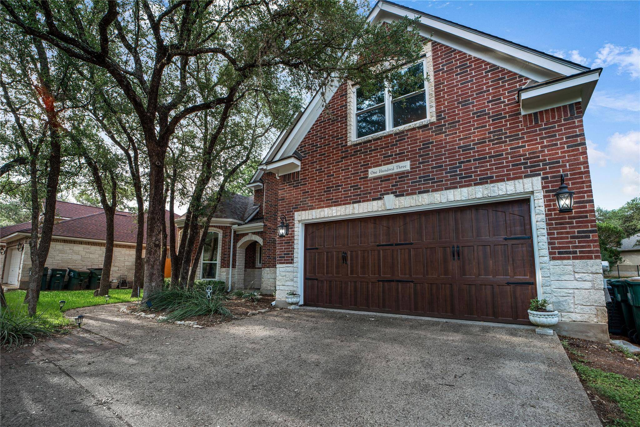 103 Sierra Ridge DR, San Marcos, TX 78666