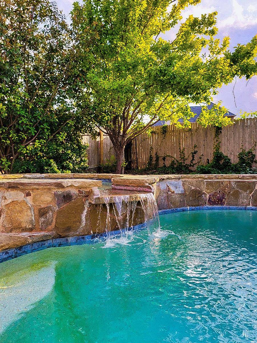 705 Wiltshire DR, Hutto, TX 78634