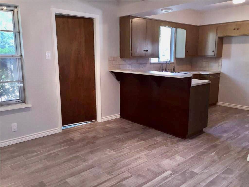 5906 Blythewood DR, Austin, TX 78745