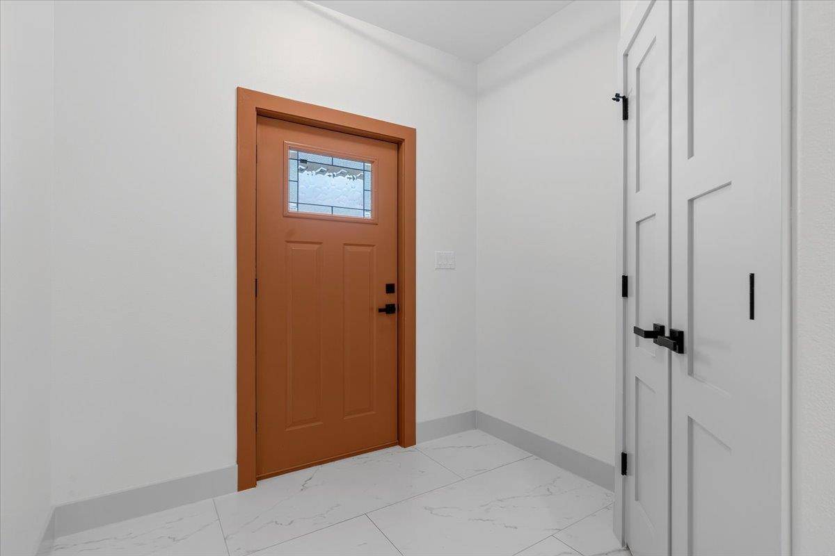 1409 Emile ST #B, Bastrop, TX 78602