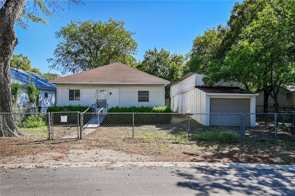 1303 S Pine ST, Georgetown, TX 78626