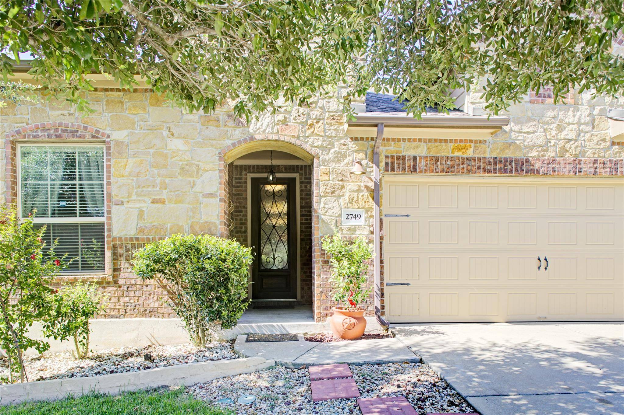 2749 Santa Ana LN, Round Rock, TX 78665
