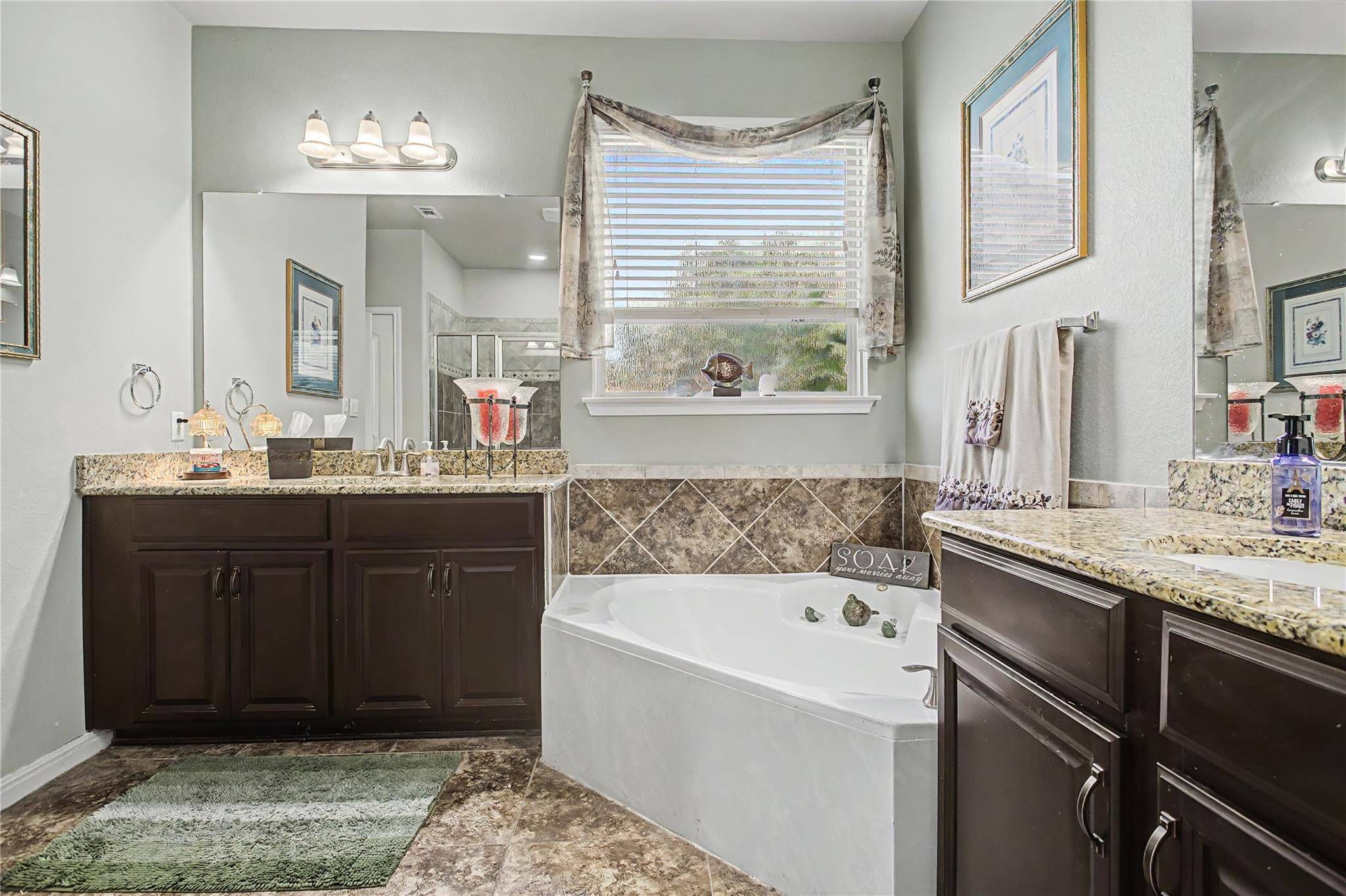 2749 Santa Ana LN, Round Rock, TX 78665