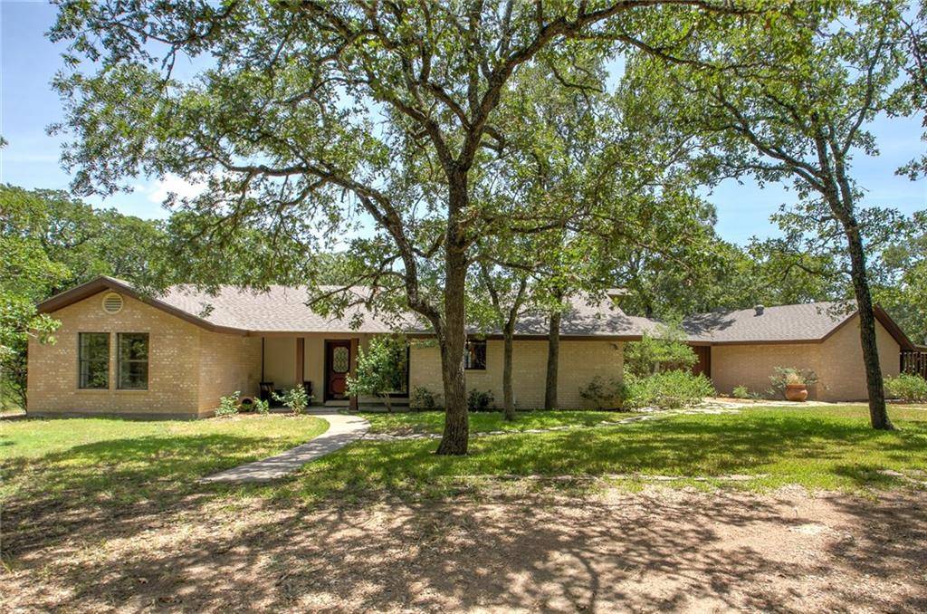 1211 County Road 205, Giddings, TX 78942
