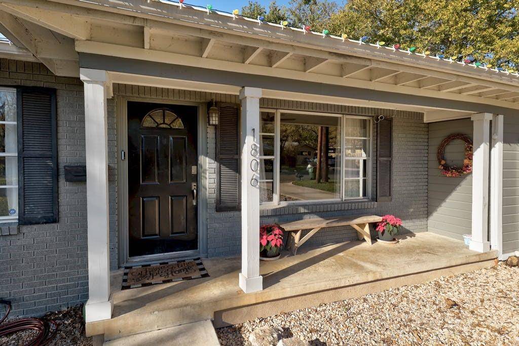 1806 Vine ST, Georgetown, TX 78626