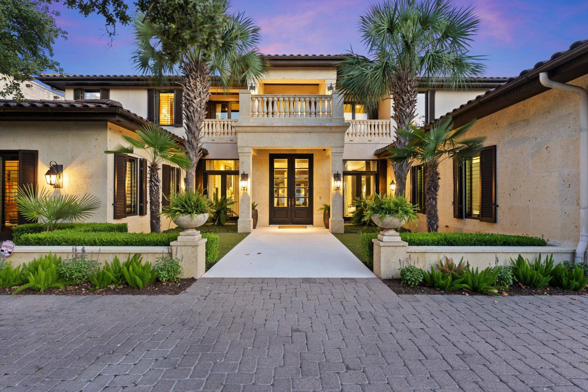 415 Lighthouse DR, Horseshoe Bay, TX 78657