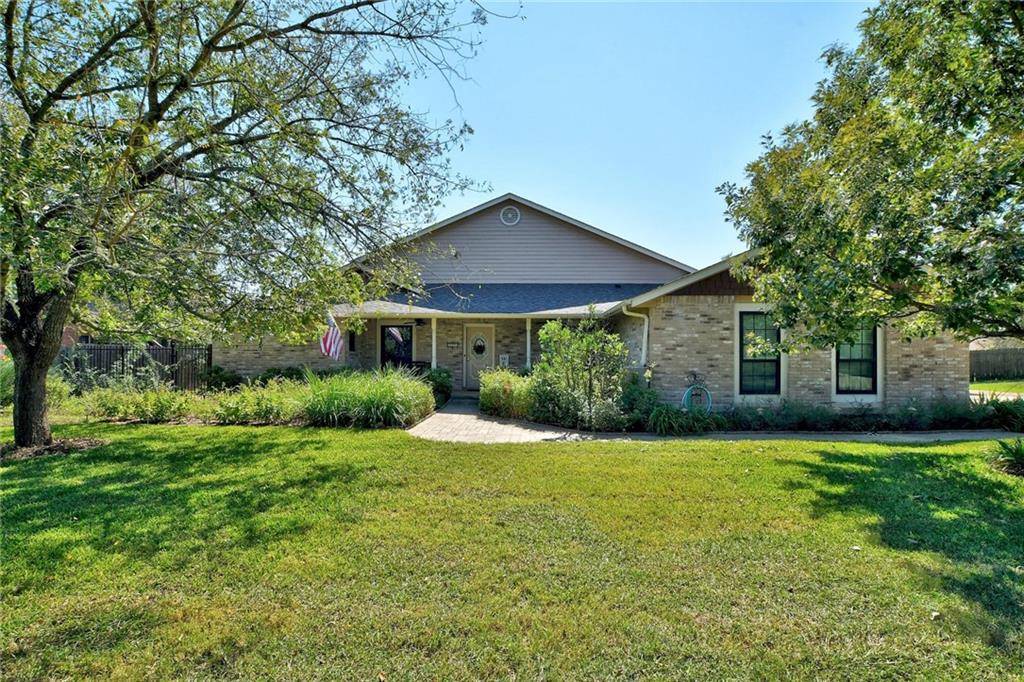 315 Willet DR, Buda, TX 78610