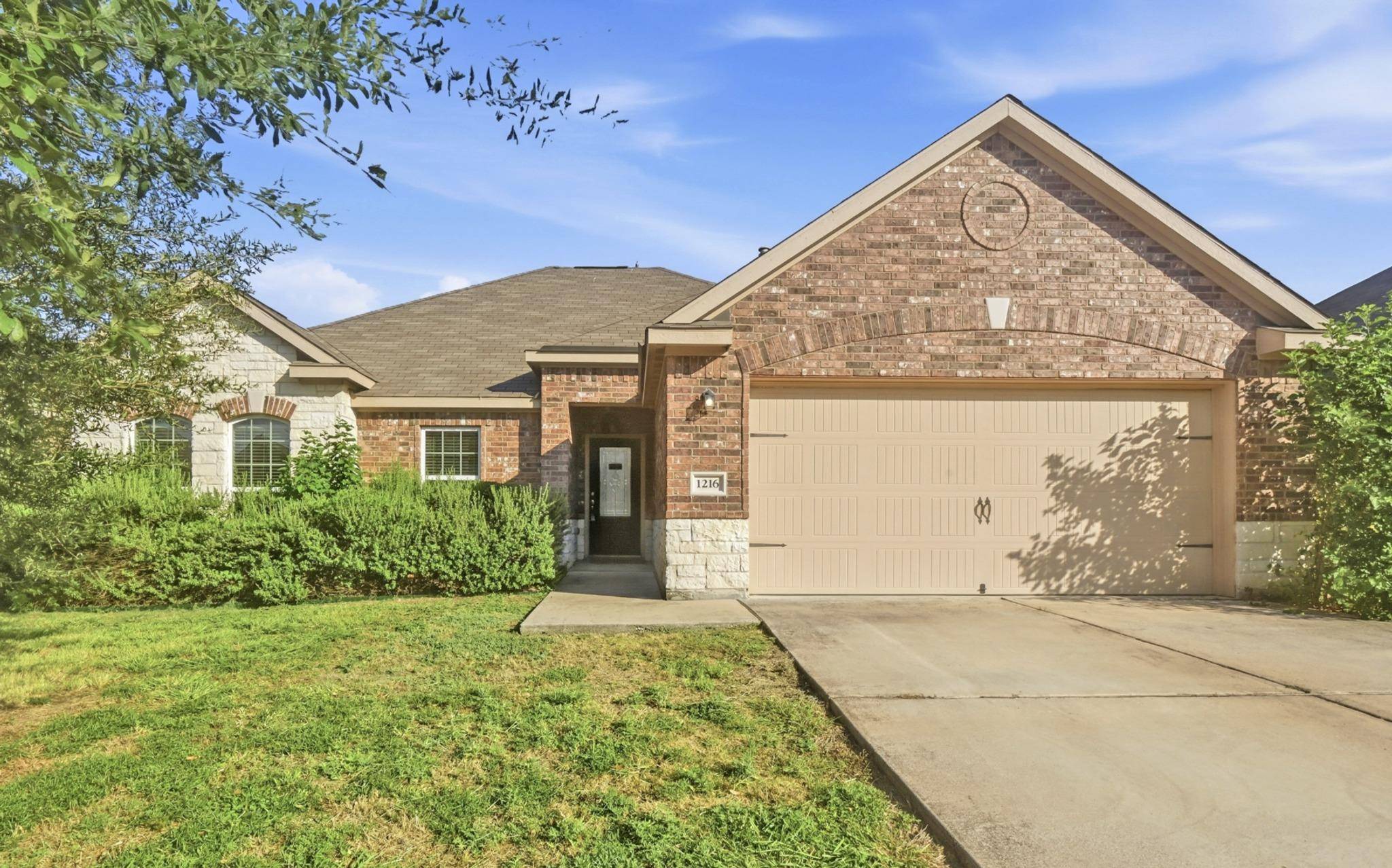 1216 Violet LN, Kyle, TX 78640