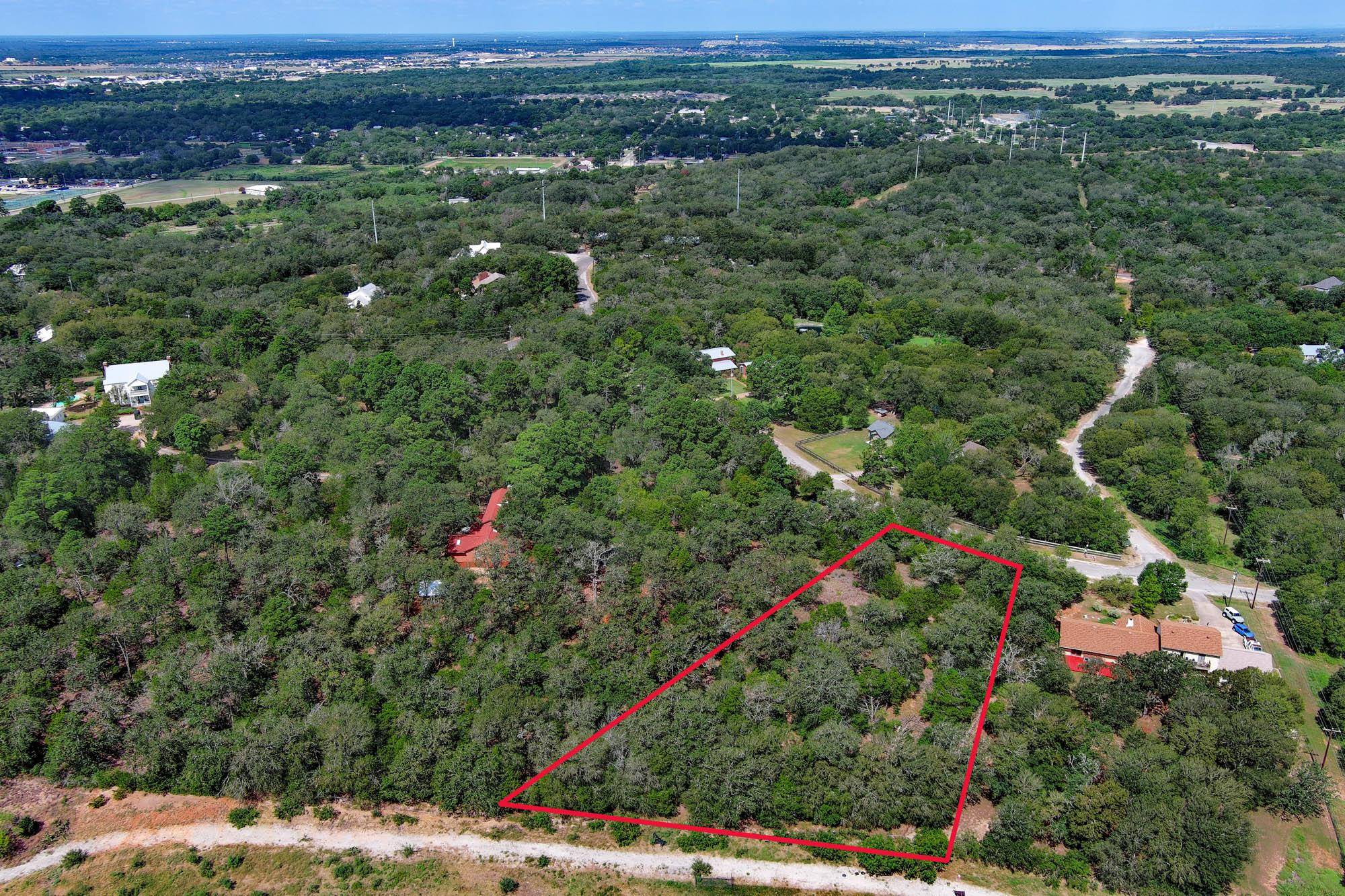 000 Piney Ridge DR, Bastrop, TX 78602