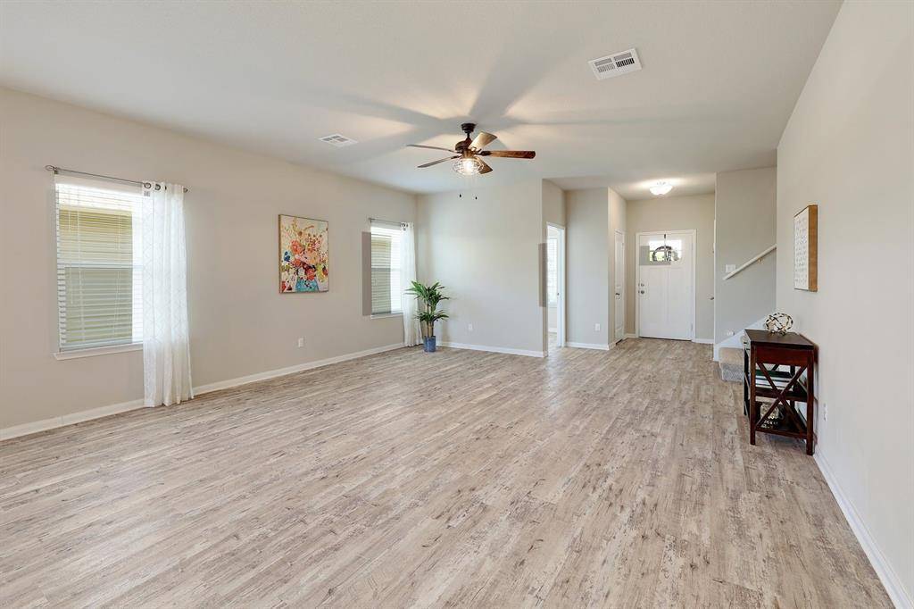 460 Galway Bay LN, Georgetown, TX 78626