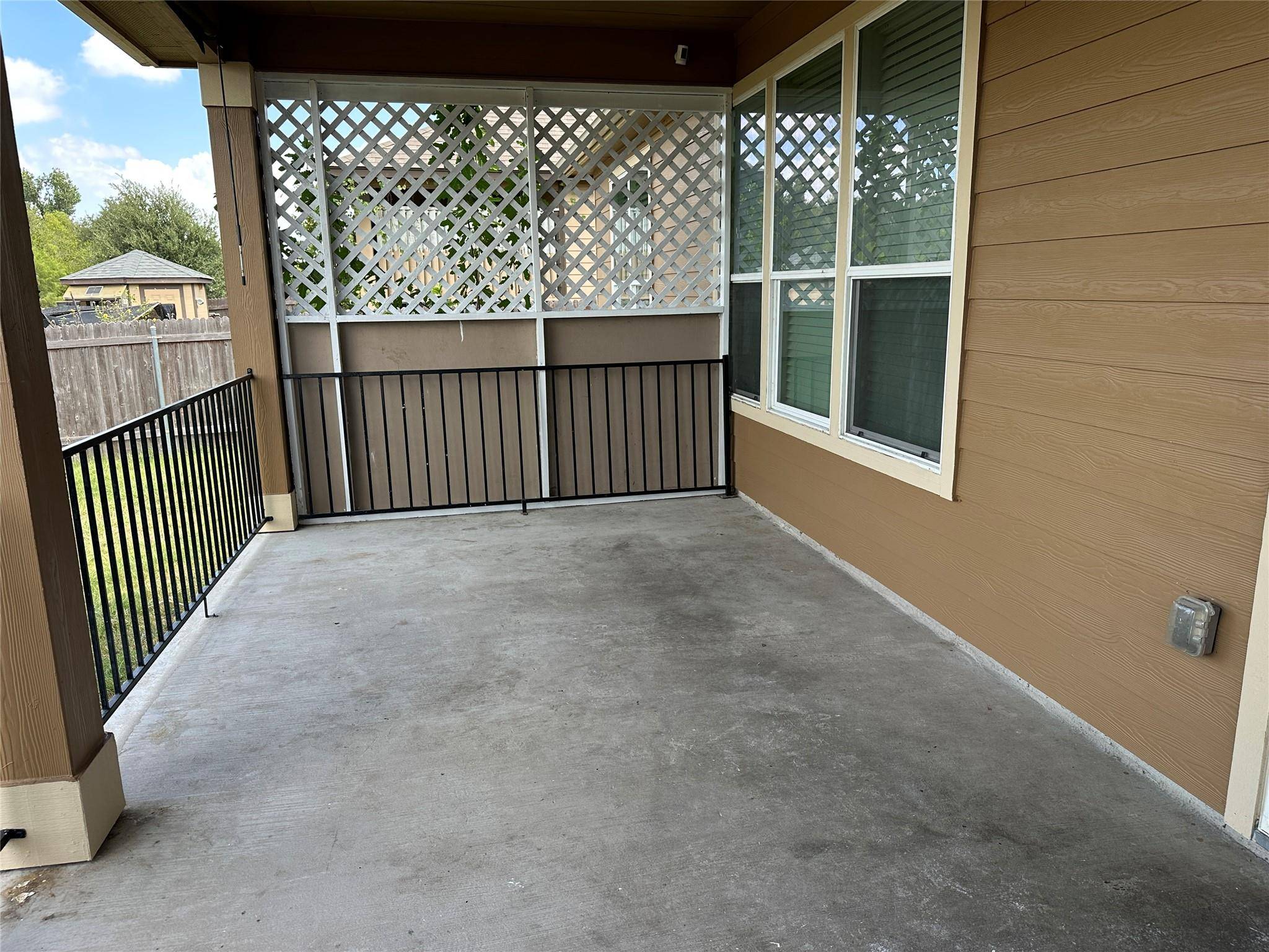 13904 Lyndon B Johnson ST, Manor, TX 78653