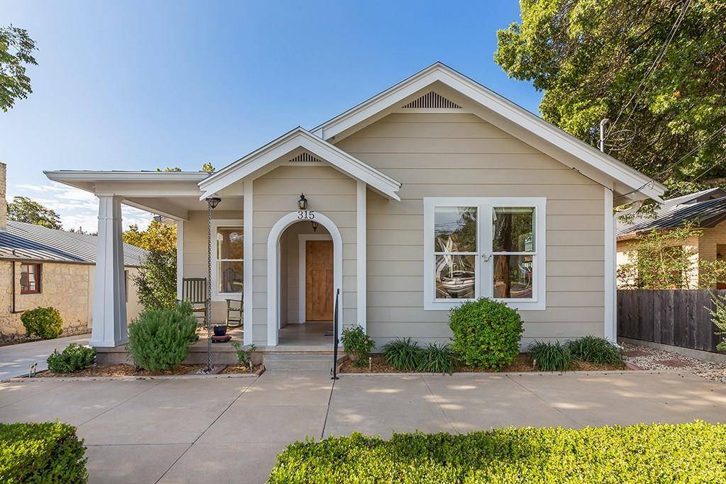 315 W San Antonio ST, Fredericksburg, TX 78624