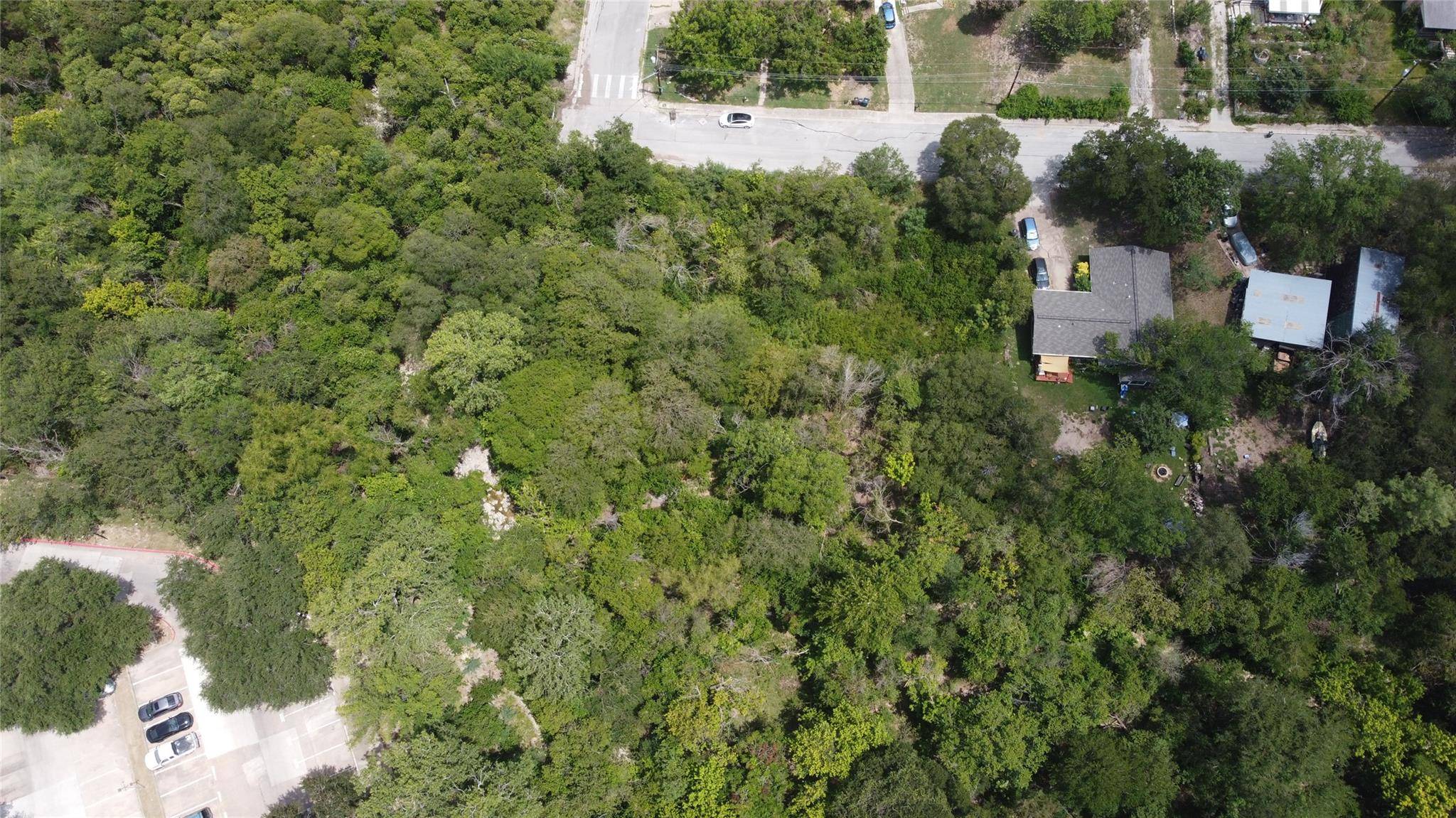 2502 Douglas ST, Austin, TX 78741