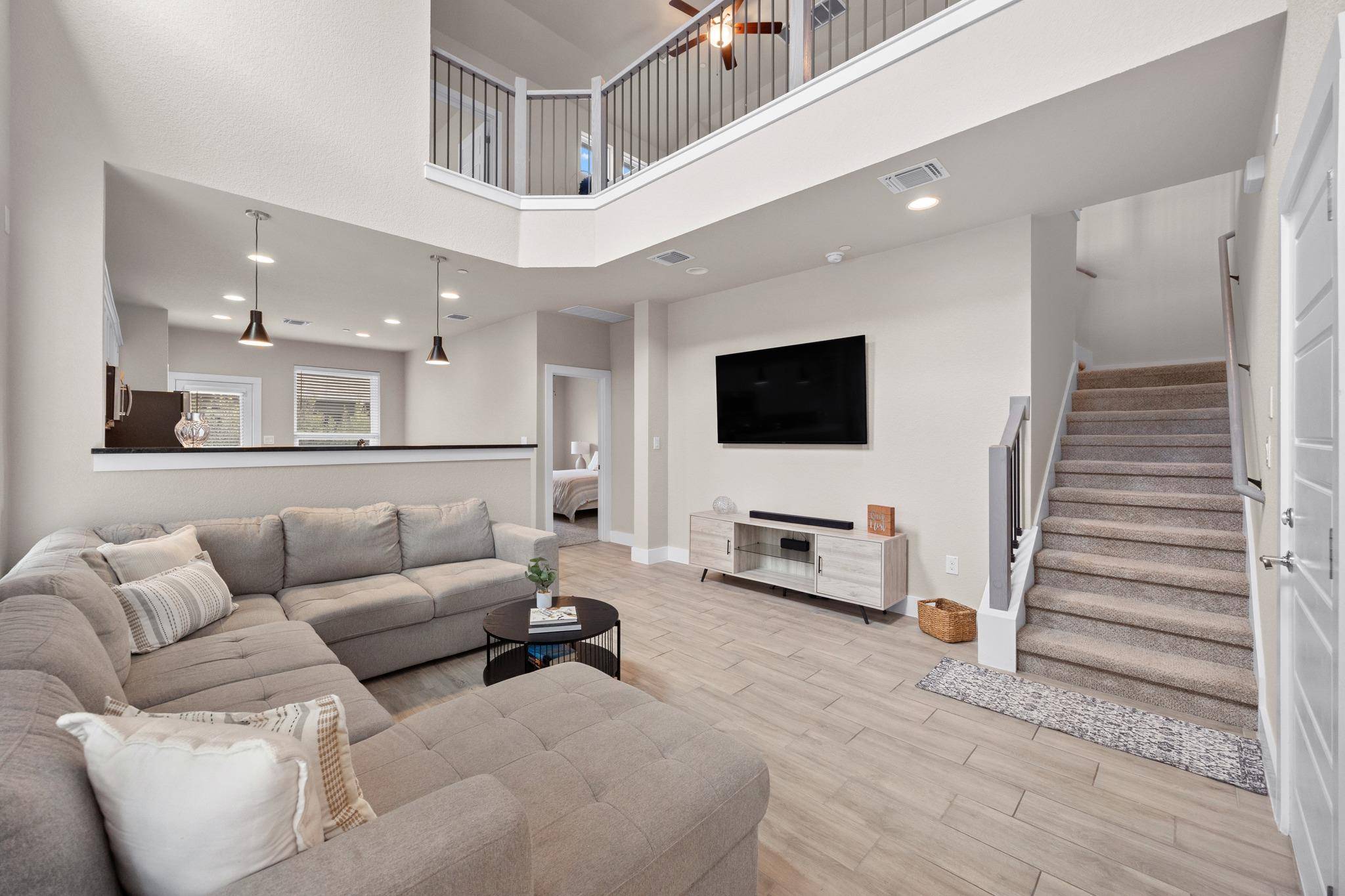 11315 Gadsen LN, Austin, TX 78754