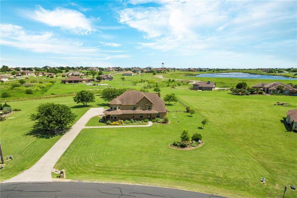 106 Brushy Creek TRL, Hutto, TX 78634
