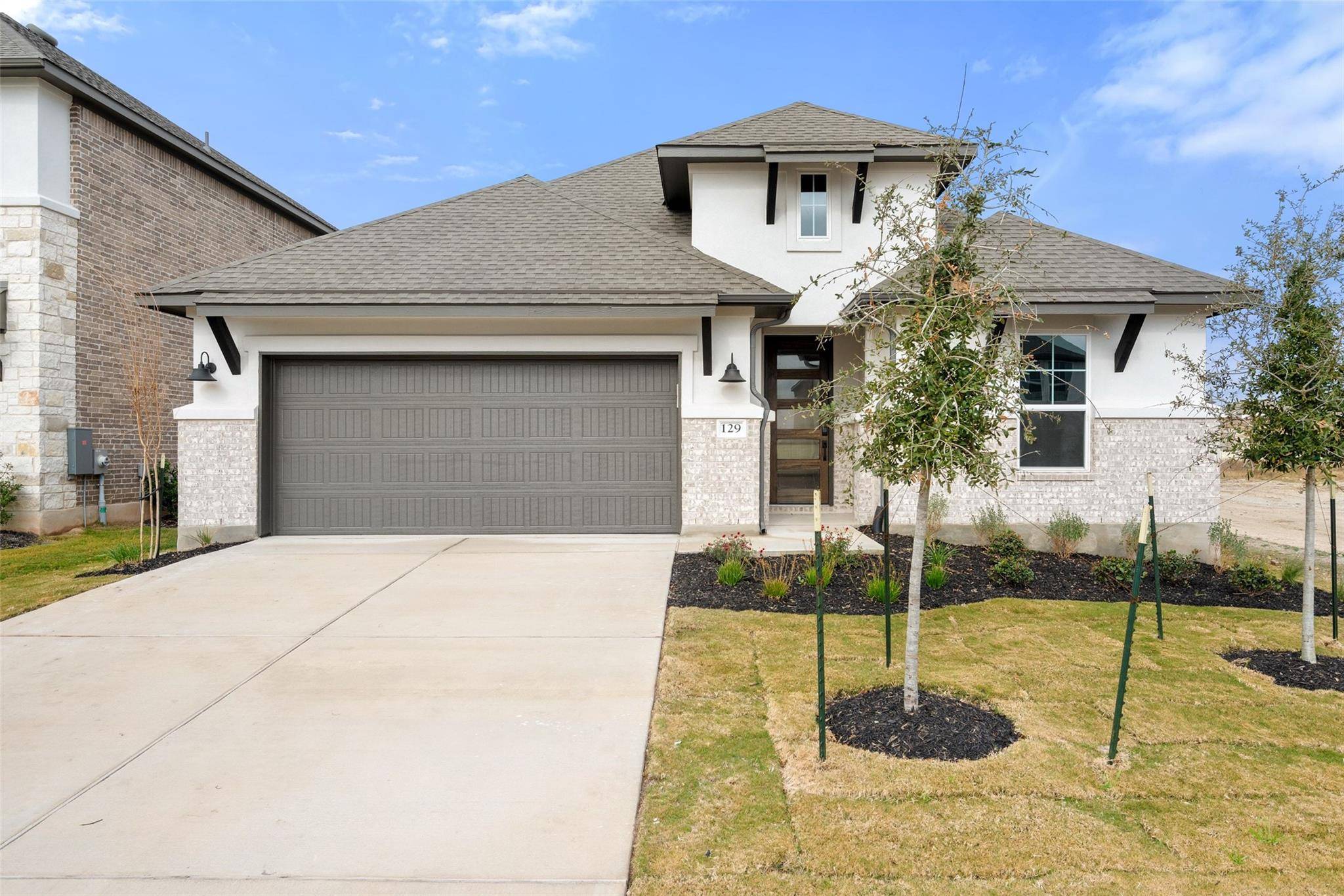 129 Old Woods Road, Liberty Hill, TX 78642
