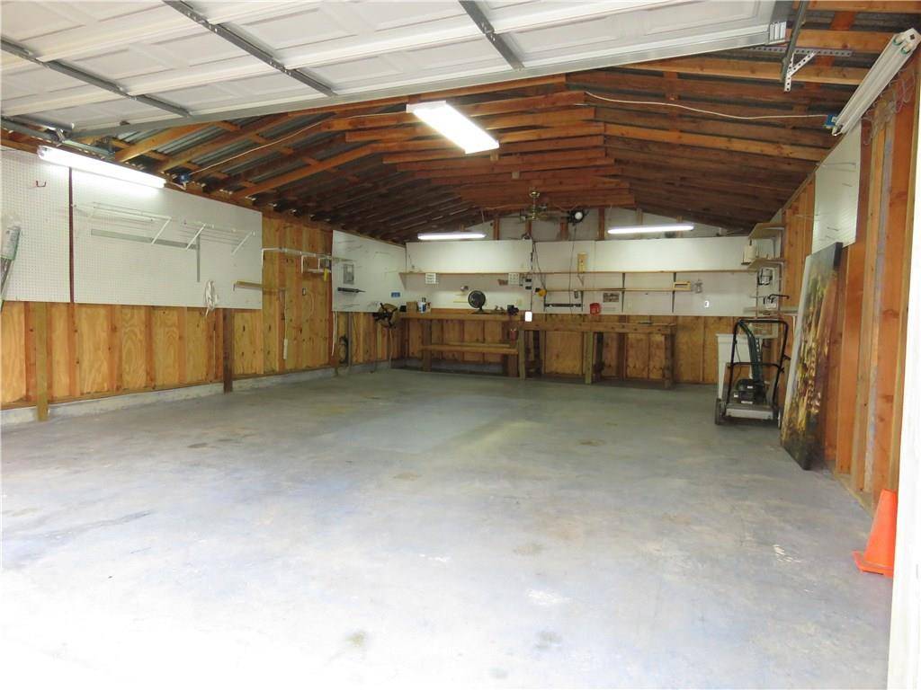129 1st Ave, Taylor, TX 76574