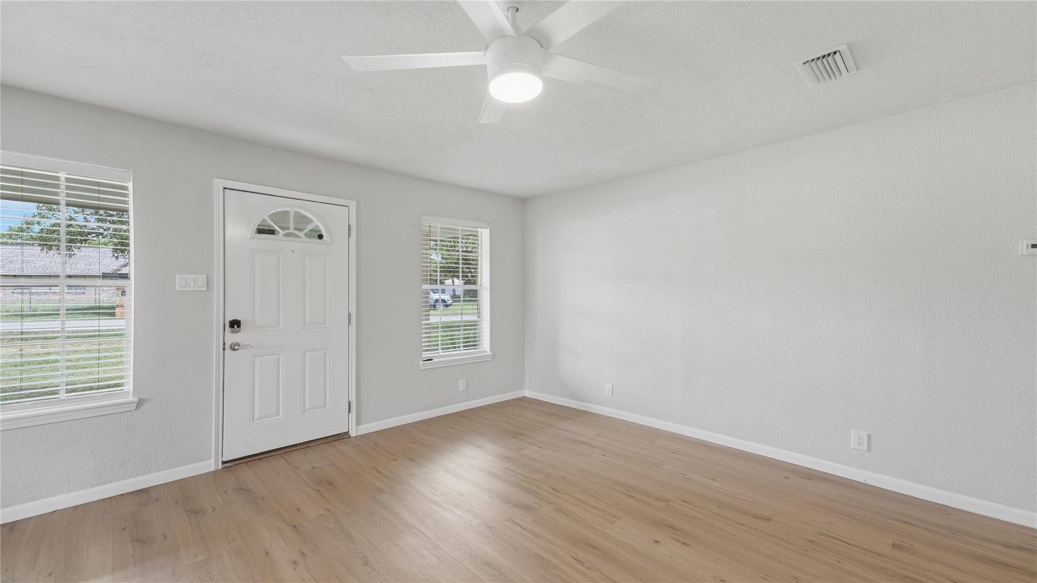 52 Persimmon DR, Wimberley, TX 78676