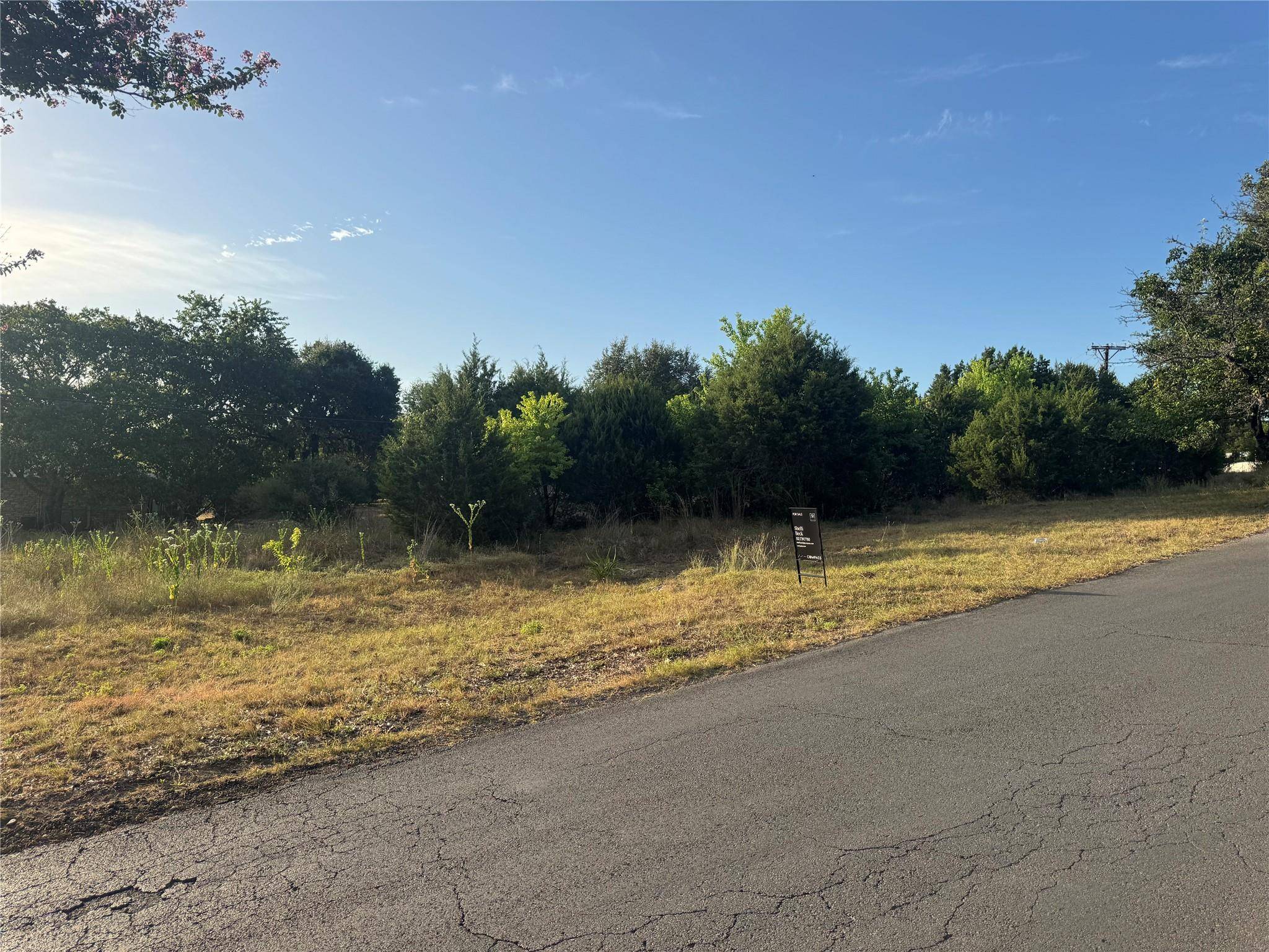 237 WOODCREEK DR, Wimberley, TX 78676