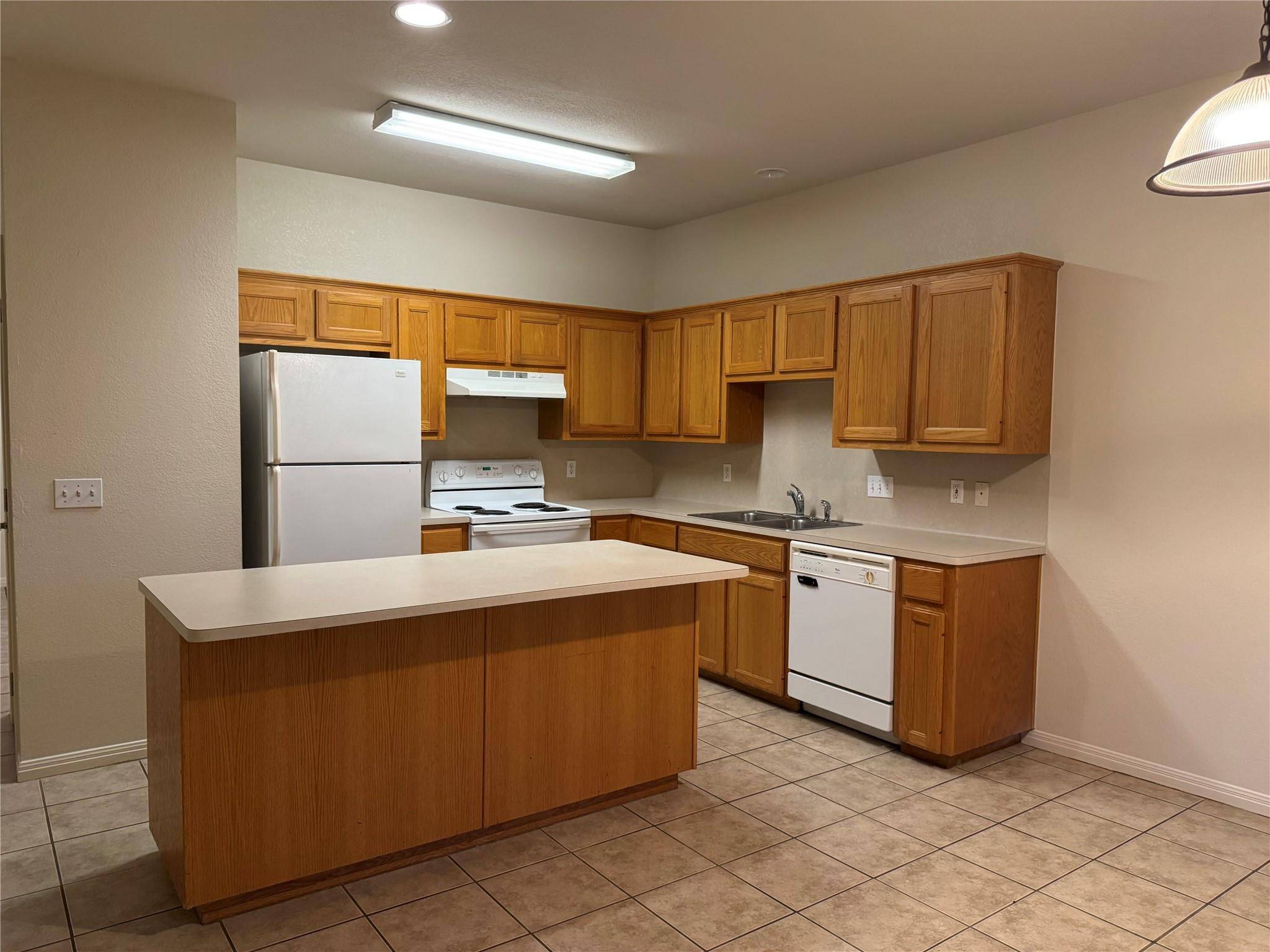9 Deerfield DR #B, Wimberley, TX 78676