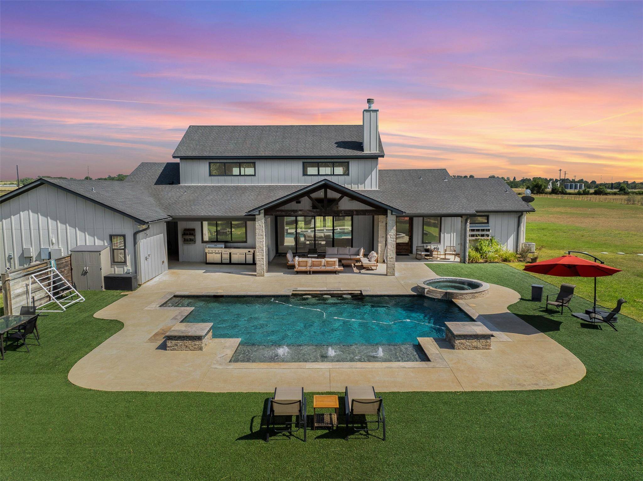 1847 County Road 202, Caldwell, TX 77836