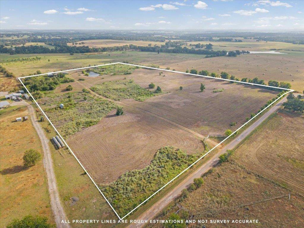 1265 County Road 410, Lexington, TX 78947