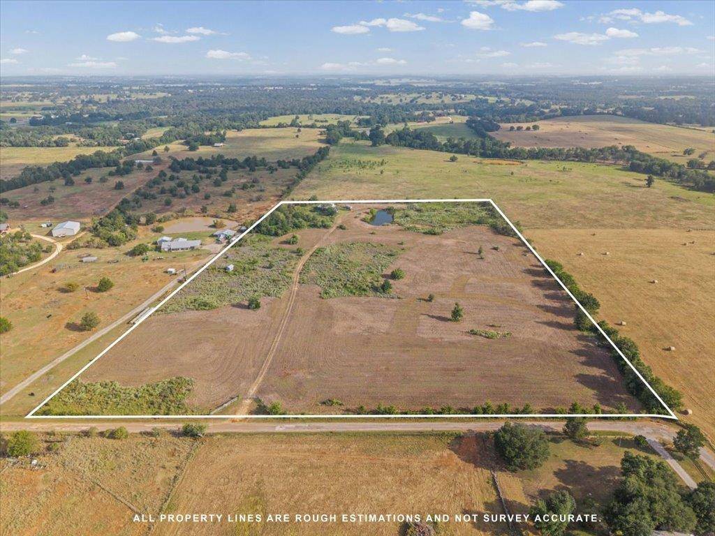 1265 County Road 410, Lexington, TX 78947