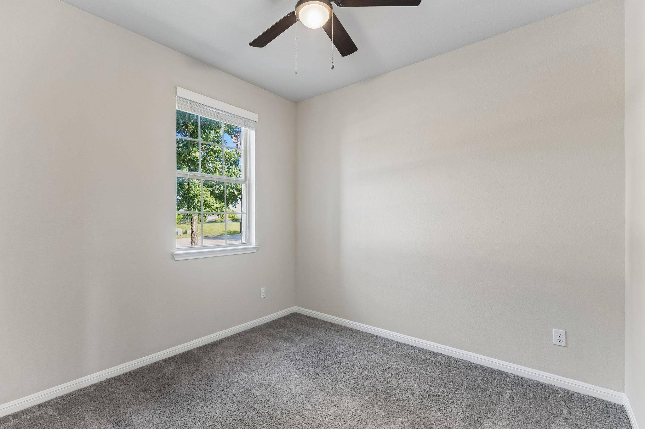 900 Myrna BND, Leander, TX 78641