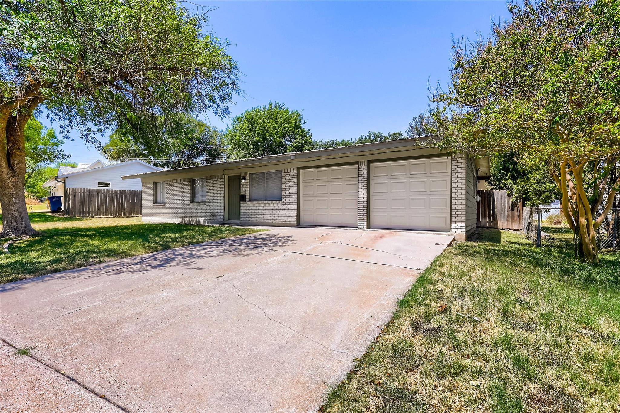 8518 Brookfield DR, Austin, TX 78758