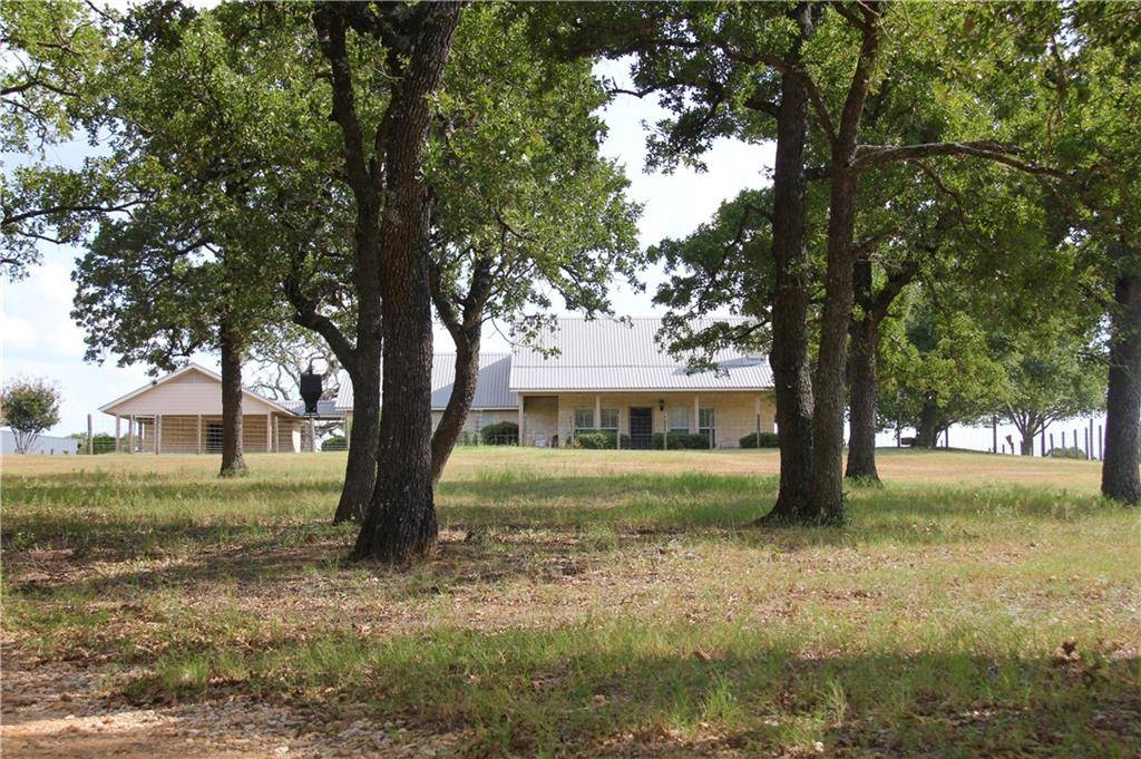 3767 W Fm 696, Lexington, TX 78947