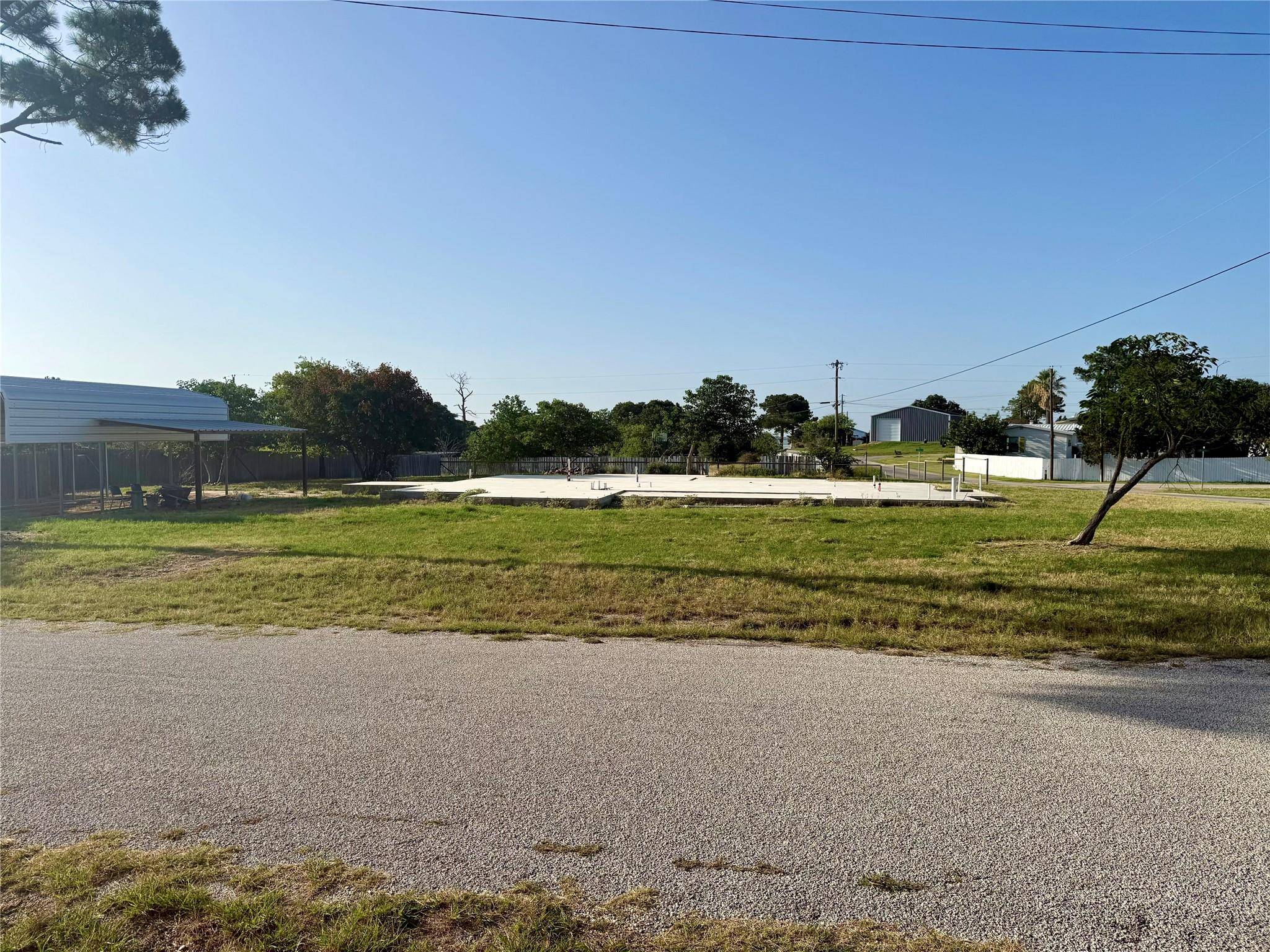 1519 Lakeview DR, Tow, TX 78672