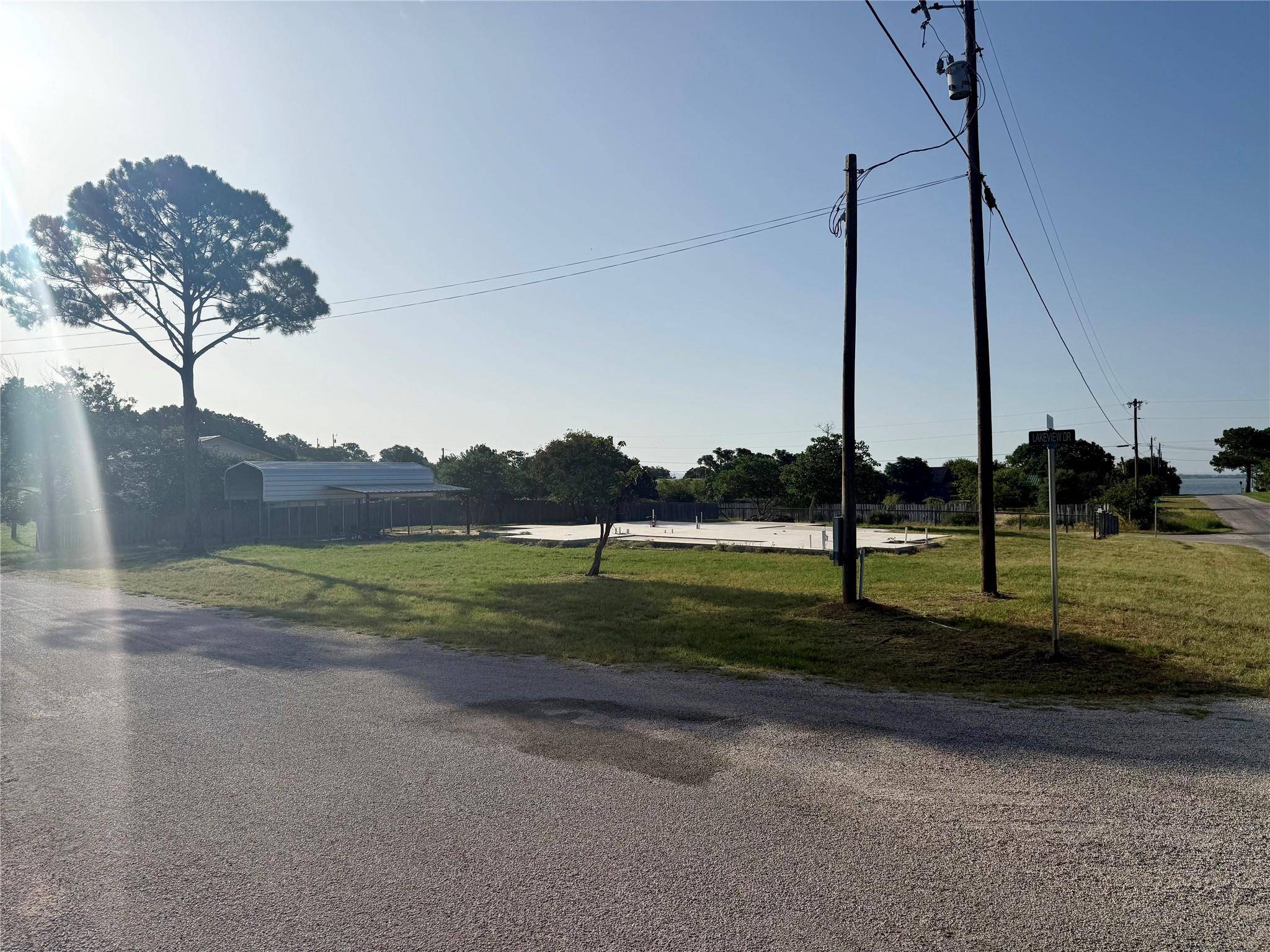 1519 Lakeview DR, Tow, TX 78672