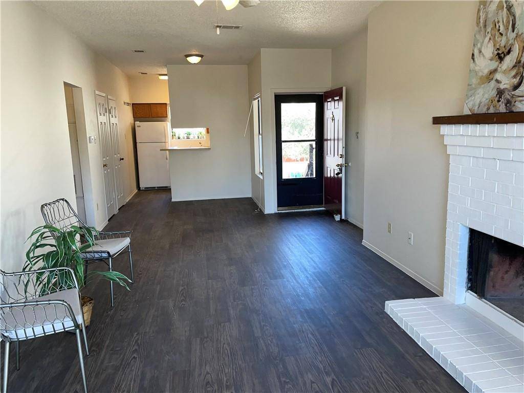 2415 W Slaughter LN #D, Austin, TX 78748