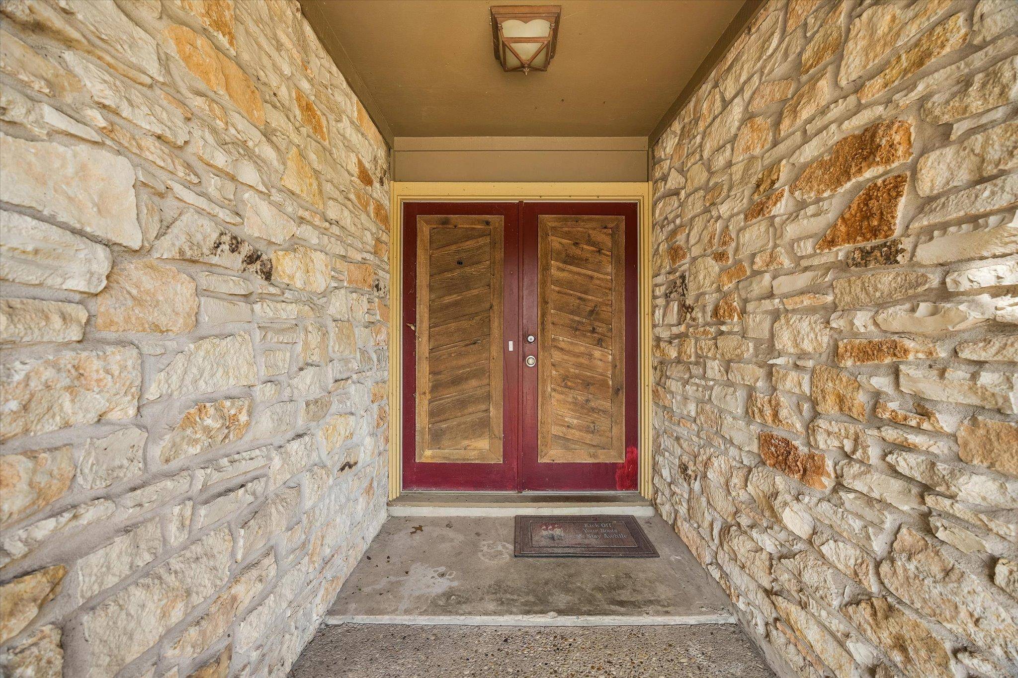 7115 Danwood DR, Austin, TX 78759