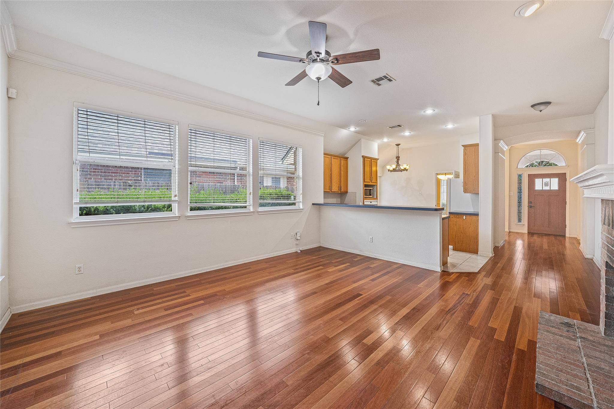 1804 Montana Sky DR, Austin, TX 78727