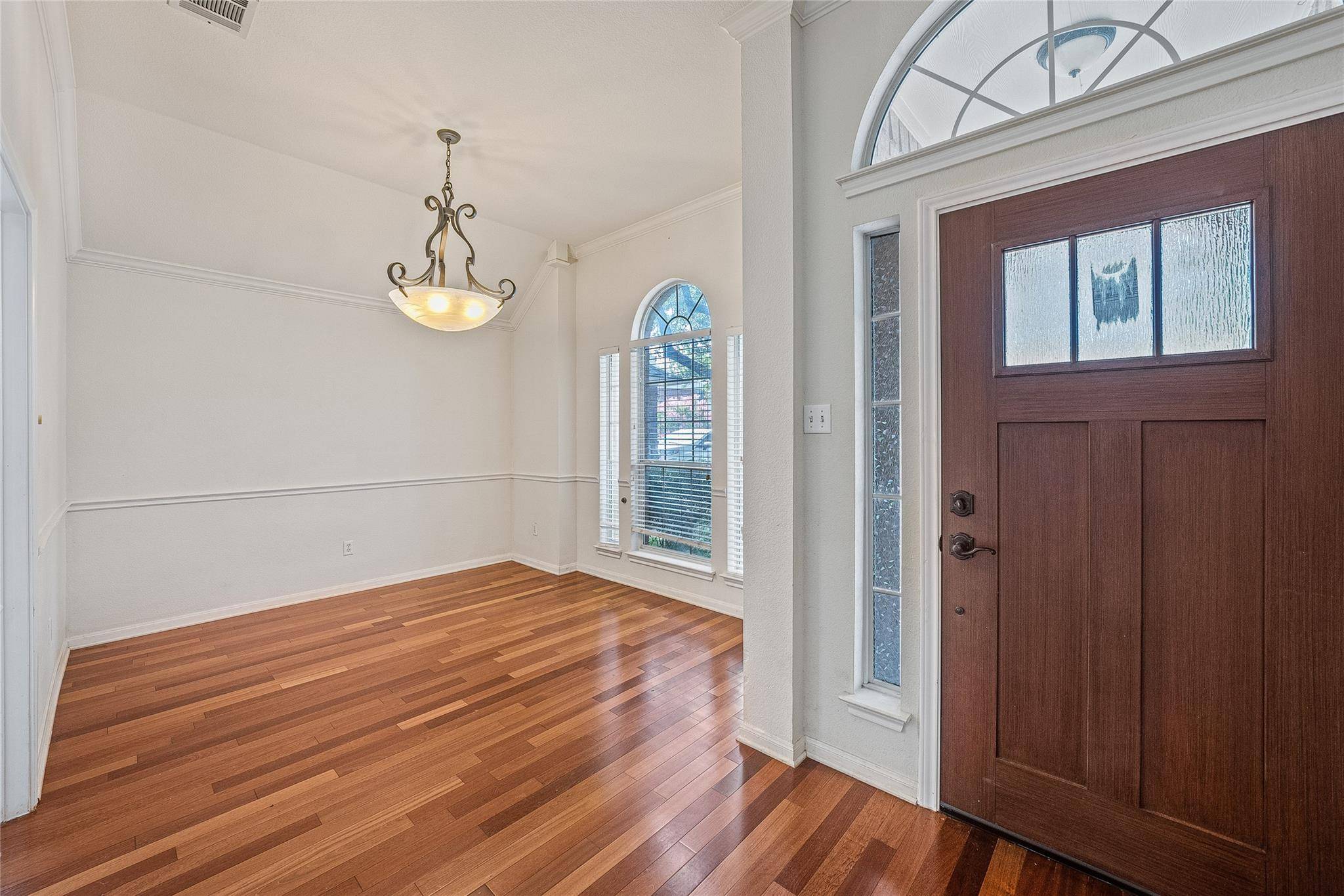 1804 Montana Sky DR, Austin, TX 78727