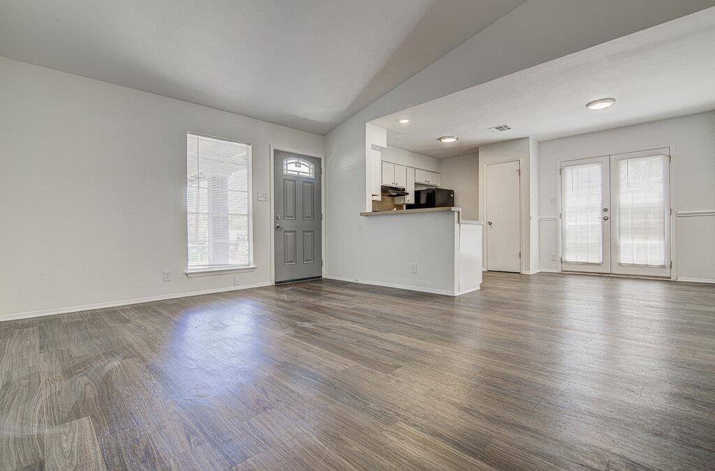1936 Nicole CIR #B, Round Rock, TX 78664