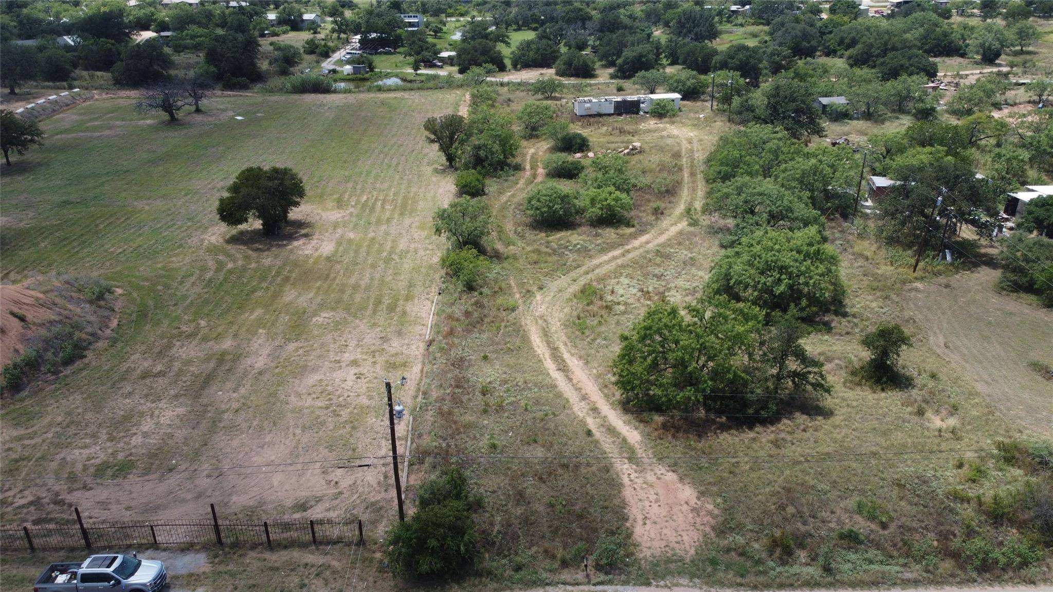 1208 Eula LN, Kingsland, TX 78639