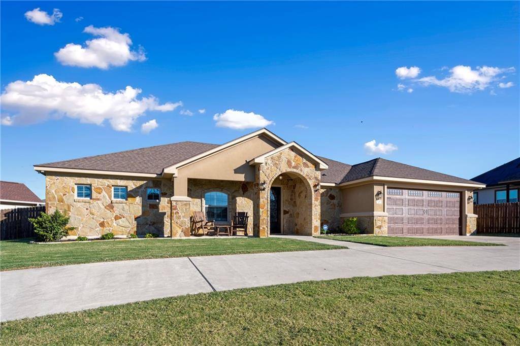 208 Jake DR, Jarrell, TX 76537