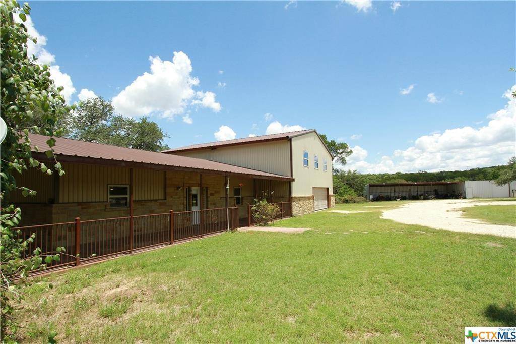 270 County Road 4358, Lampasas, TX 76550