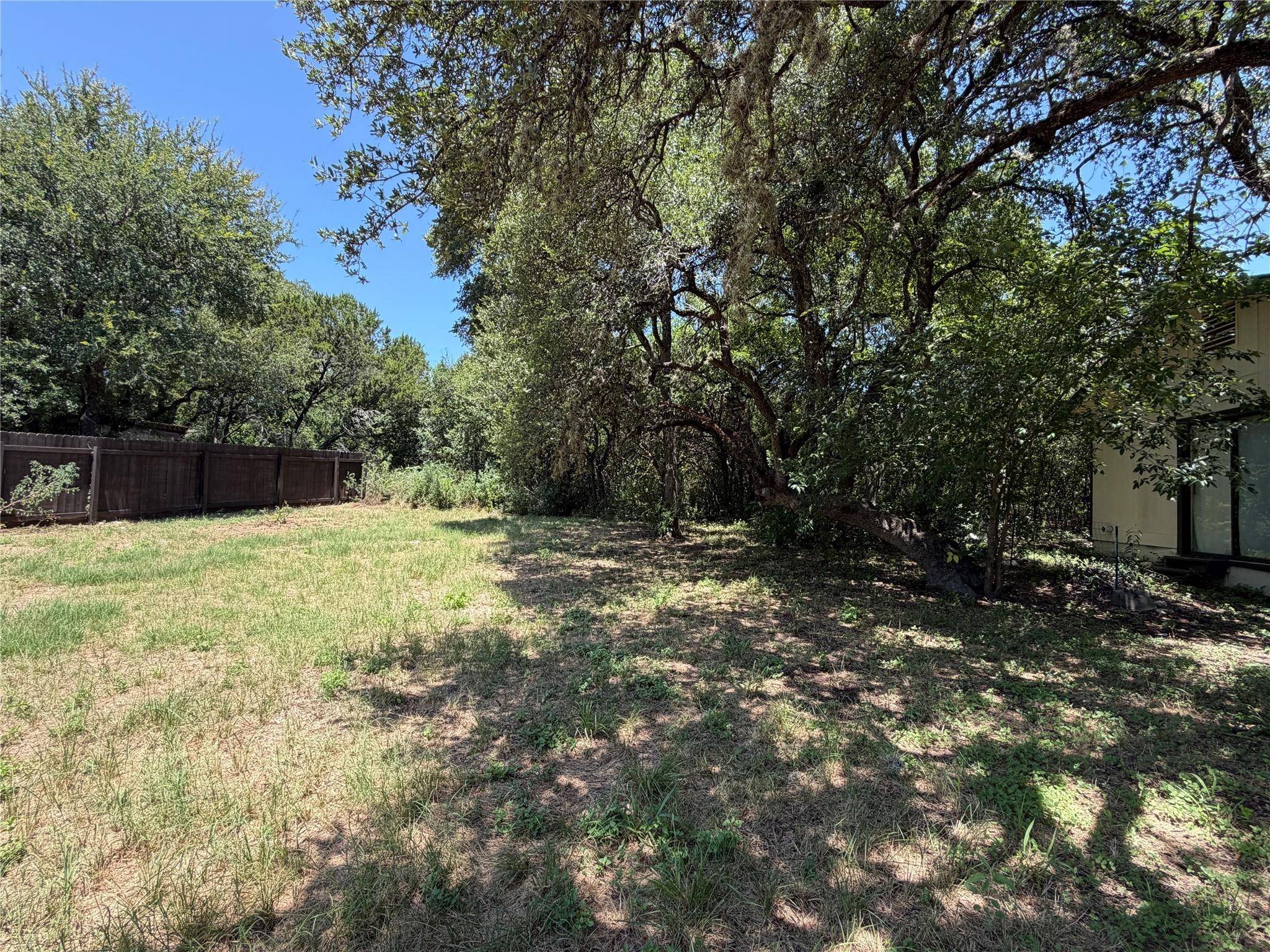 18308 Center ST, Jonestown, TX 78645