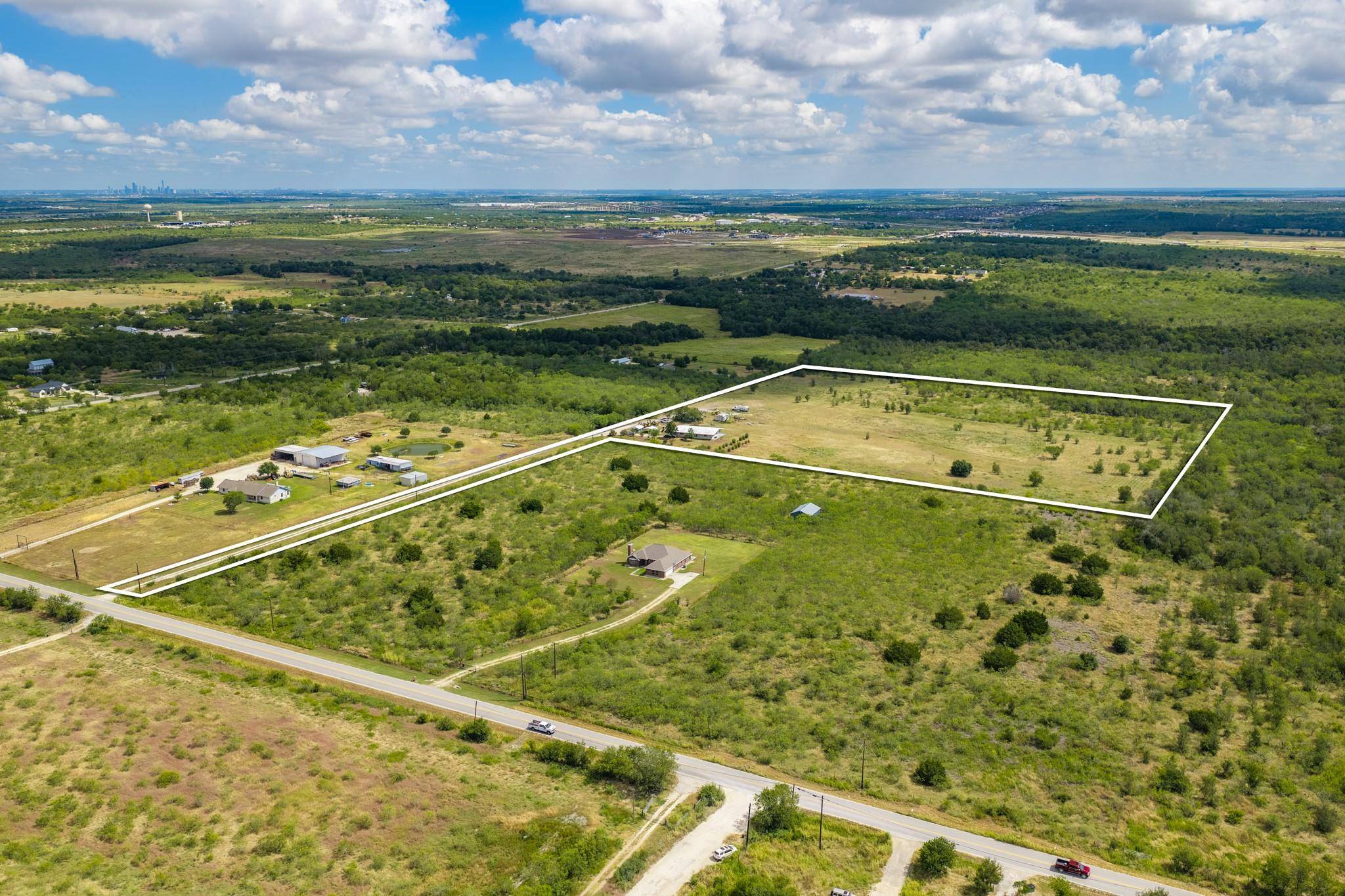 8804 Williamson RD, Kyle, TX 78640