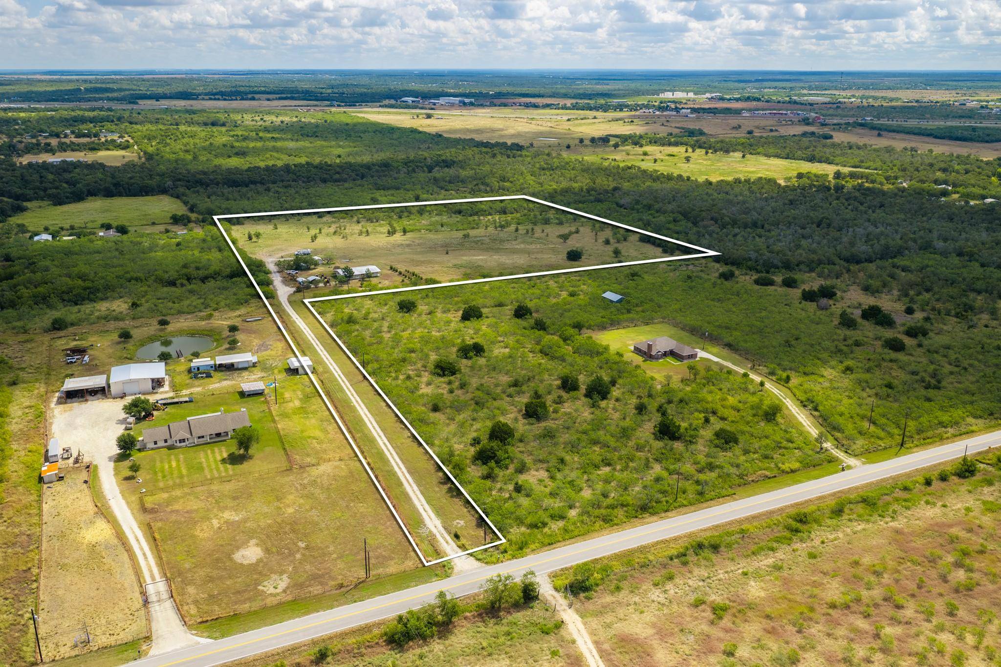 8804 Williamson RD, Kyle, TX 78640