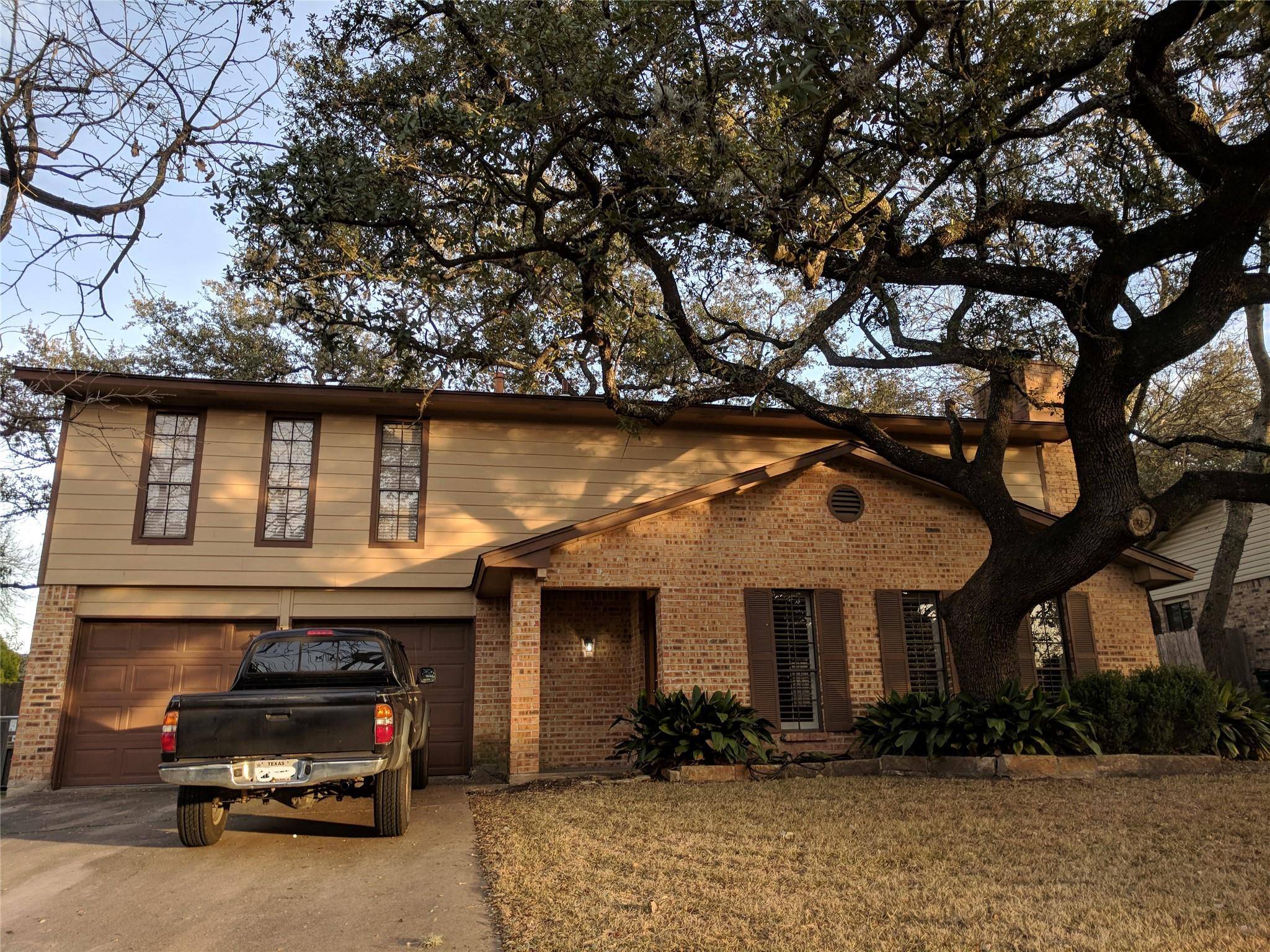 8415 Loralinda DR, Austin, TX 78753