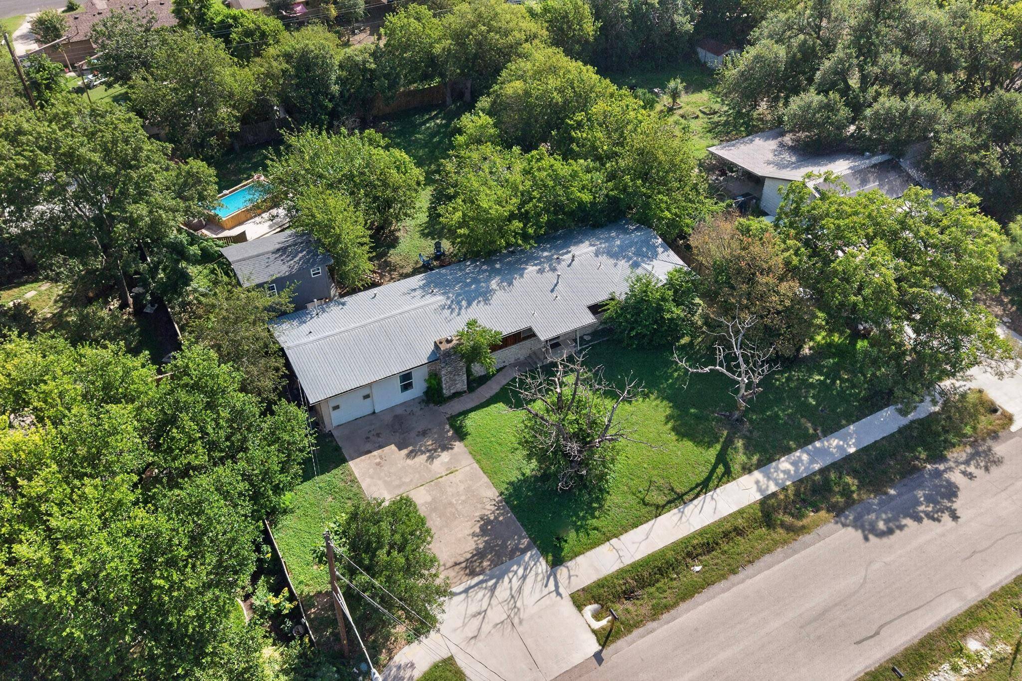 1100 Neans DR, Austin, TX 78758
