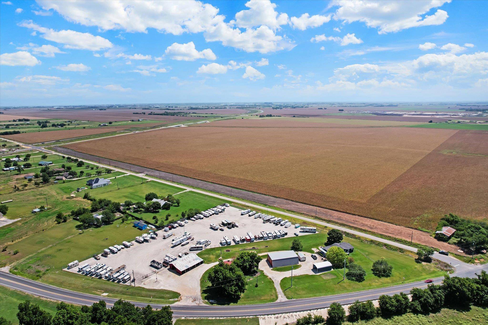 11151 Fm 1660 RD, Hutto, TX 78634