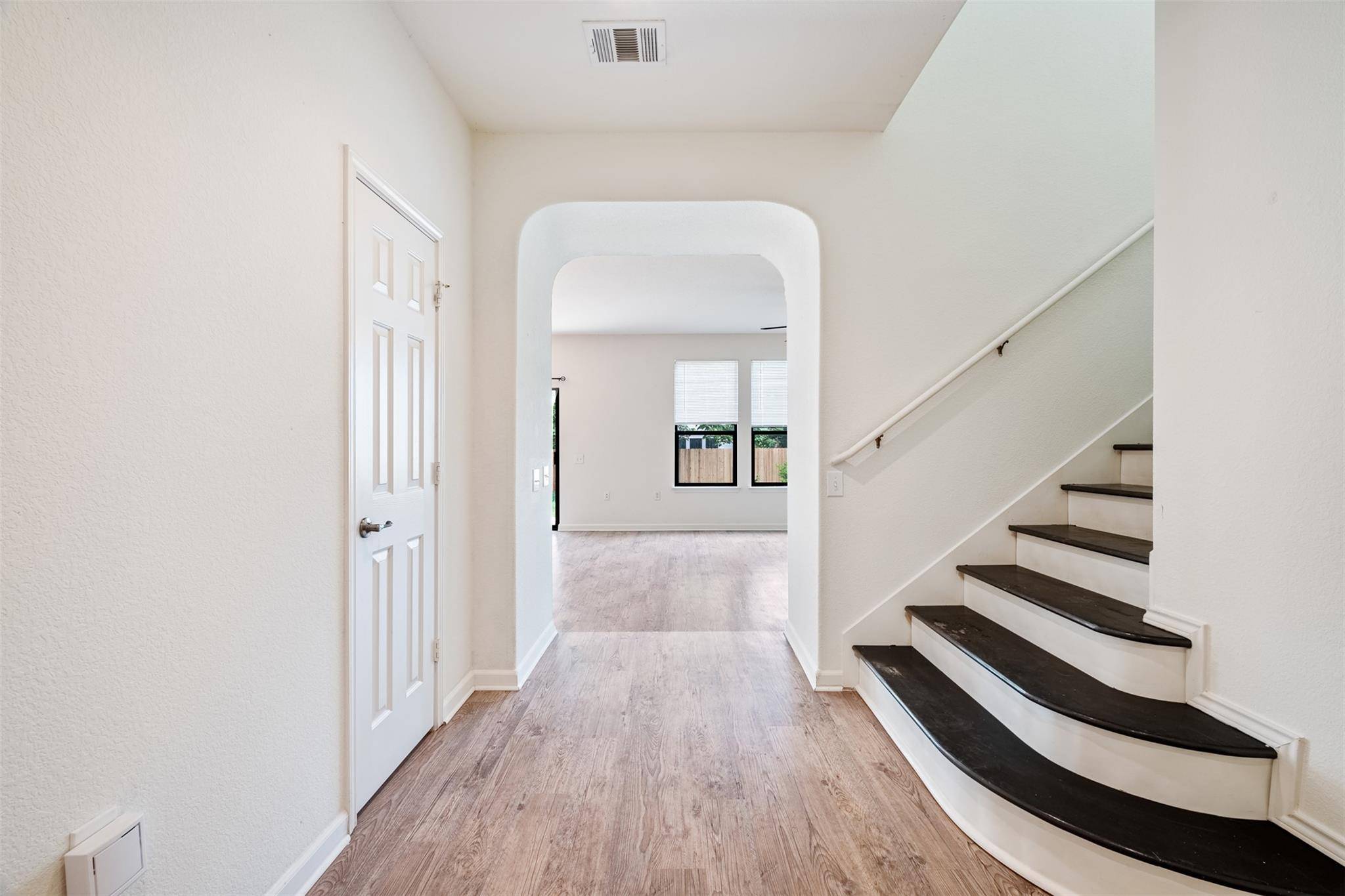 9109 Ipswich Bay DR, Austin, TX 78747