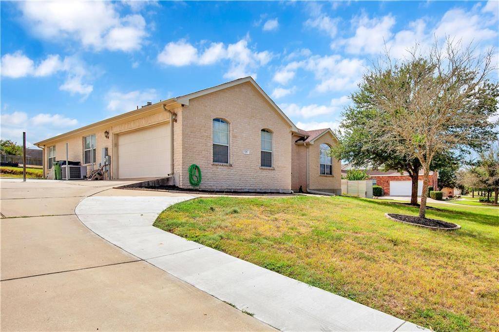 128 Blanco DR, Hutto, TX 78634